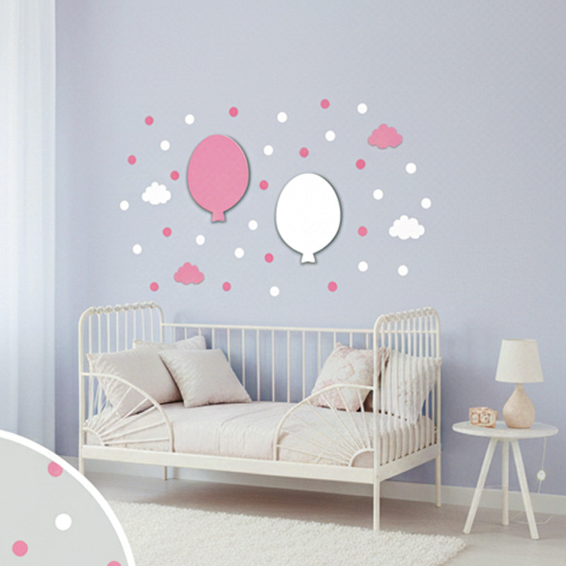 Envolée Poétique – Ballons et Nuages Pastel